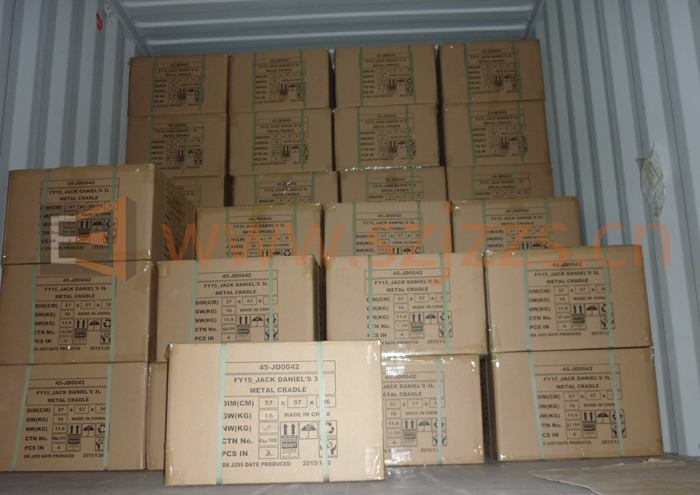 杰克丹尼品牌酒架裝貨外發(fā) 杰克丹尼品牌酒架裝貨外發(fā)