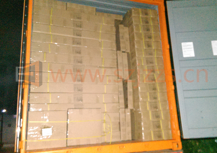 亞克力展示架裝車完成 亞克力展示架裝車完成