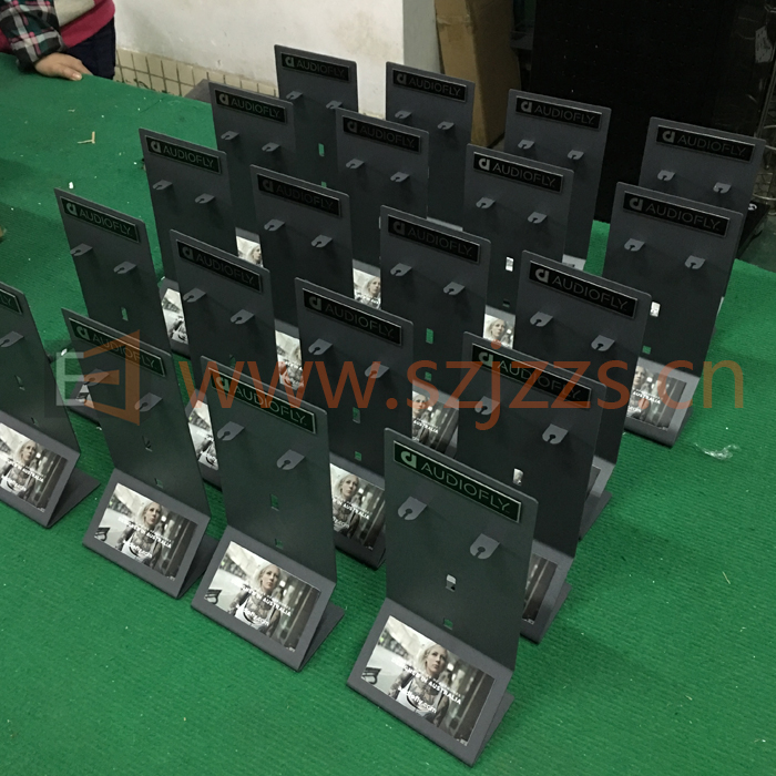 耳機(jī)展示架實(shí)景圖1 耳機(jī)展示架實(shí)景圖1